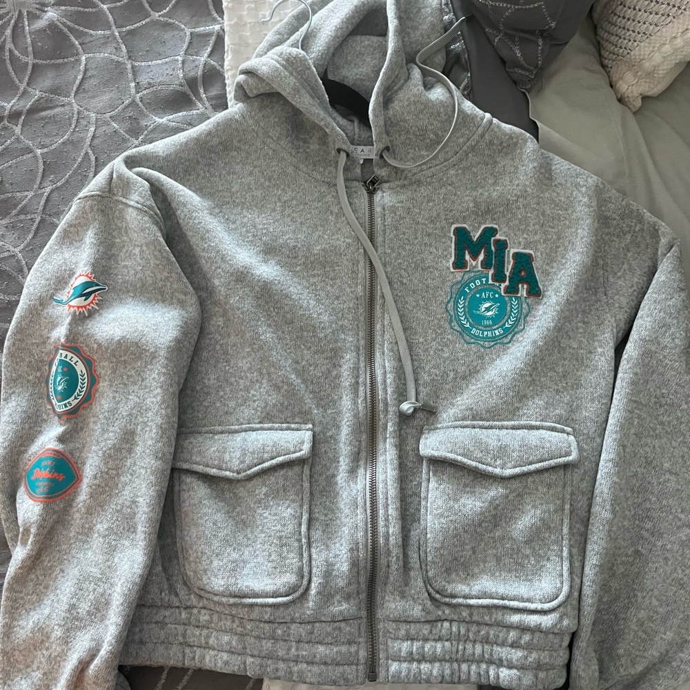 WEAR by Erin Andrews Miami Dolphins Gray Zip-Up Hoodie